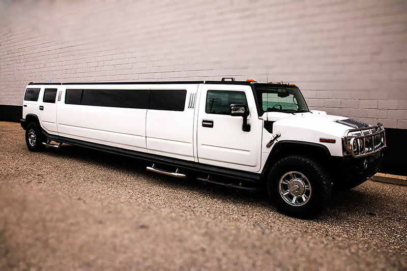 Hummer H2 Stretch Limousine exterior